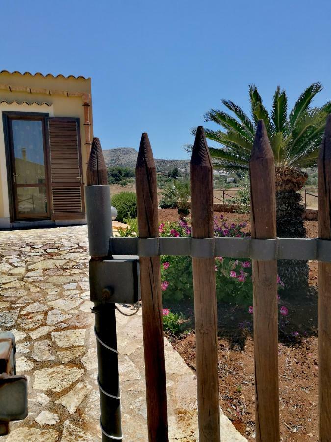 La Villa Dei Girasoli Custonaci Buitenkant foto